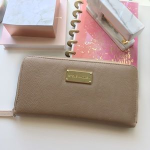 Steve Madden wallet